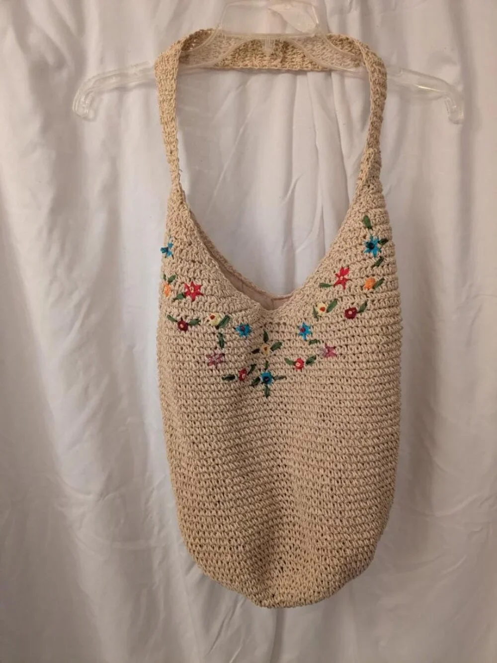 Rattan purse with embroidered flowers - boho style